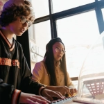 Экологический след цифровых развлечений в современном мегаполисе